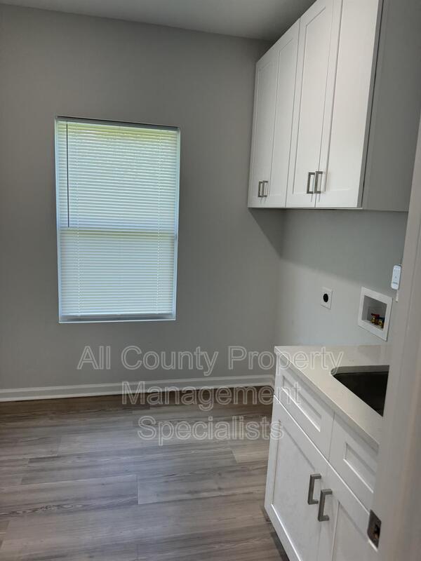 Building Photo - 5111 Spalding Ave