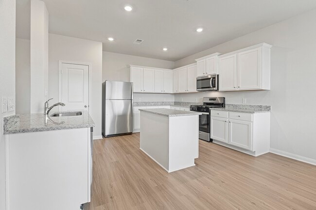 Building Photo - 8830 Ice Quartz Dr