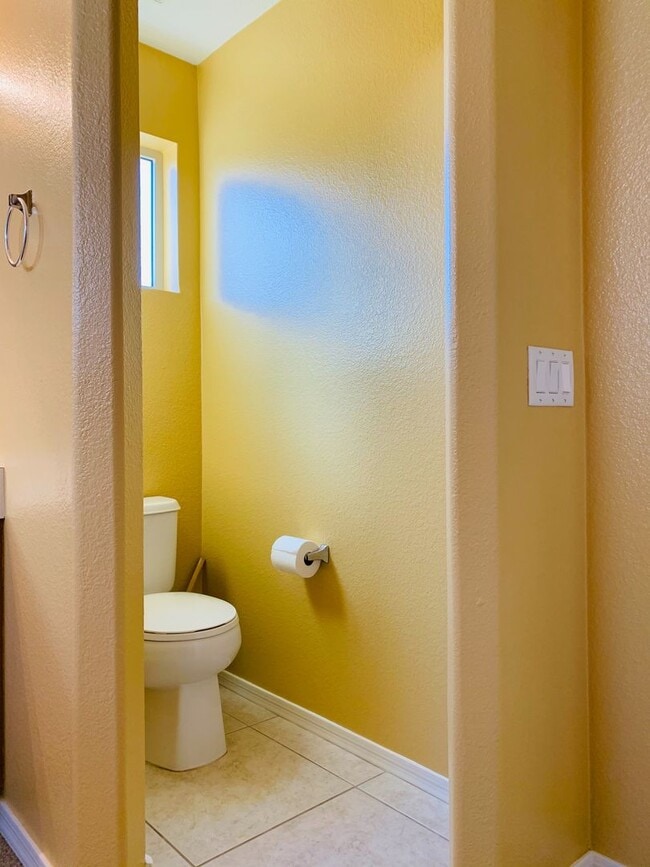 Building Photo - Beautiful Home In Rancho Sahuarita Located...