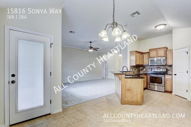 Building Photo - 15816 Sonya Way