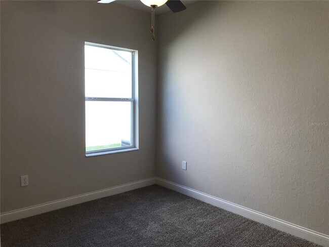 Building Photo - 3338 Pearly Dr