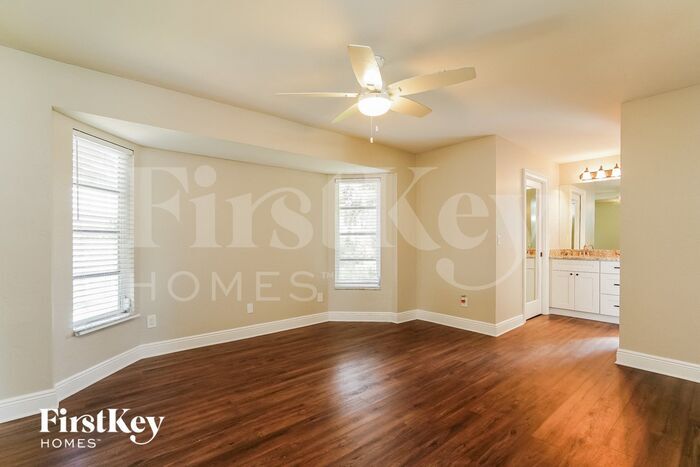 Building Photo - 1831 Coral Point Dr