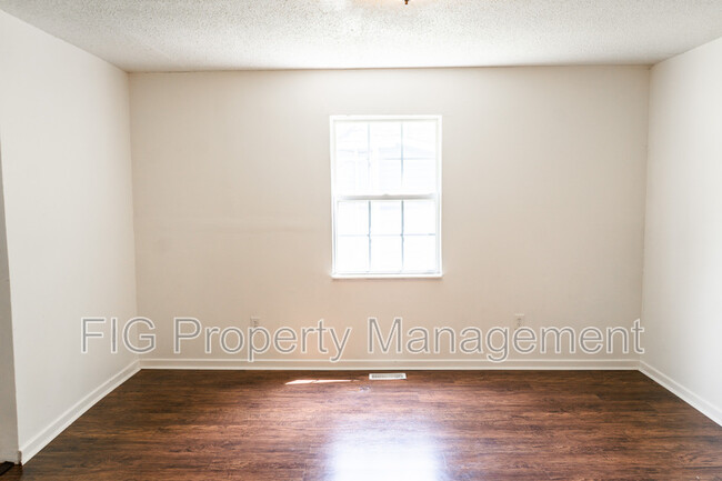 Building Photo - 1630 Wallace St