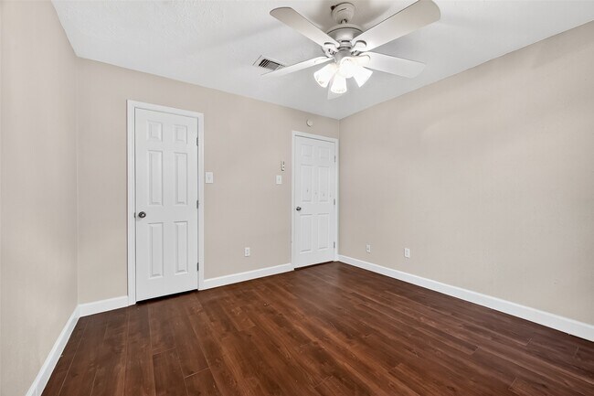 Building Photo - 4123 Wyanngate Dr