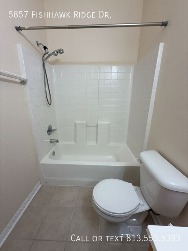 Building Photo - 5857 Fishhawk Ridge Dr