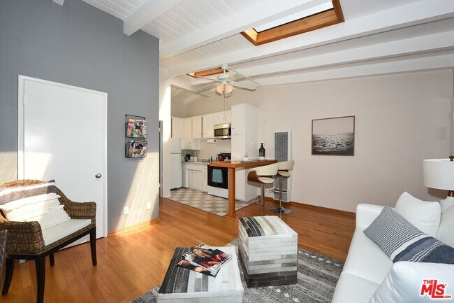 Building Photo - 313 Mildred Ave
