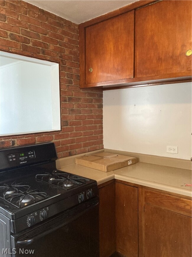 Building Photo - 3780 W 129th St