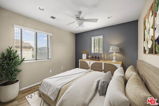 Building Photo - 631 Clearwater Creek Dr