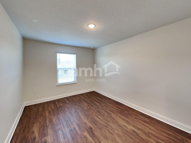 Building Photo - 6107 Little Blf Cir