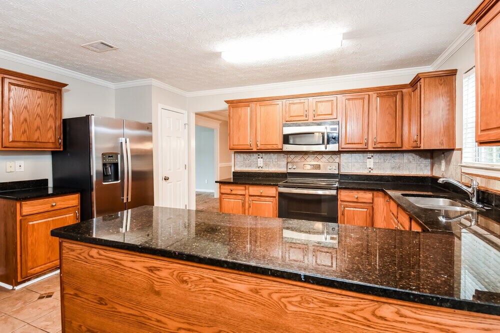 Building Photo - 3511 Hamilton Creek Trail NE