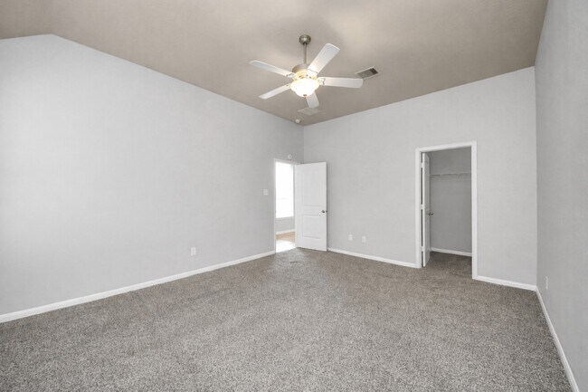 Building Photo - 3211 Norville Ln