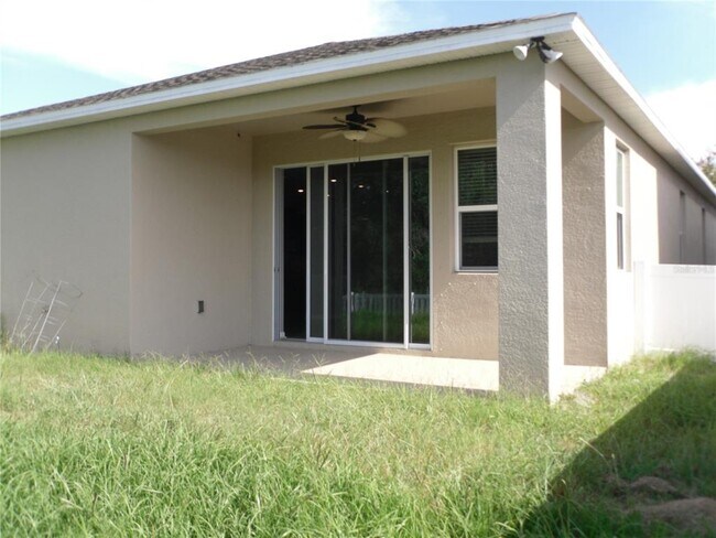 Building Photo - 10638 Laguna Plains Dr