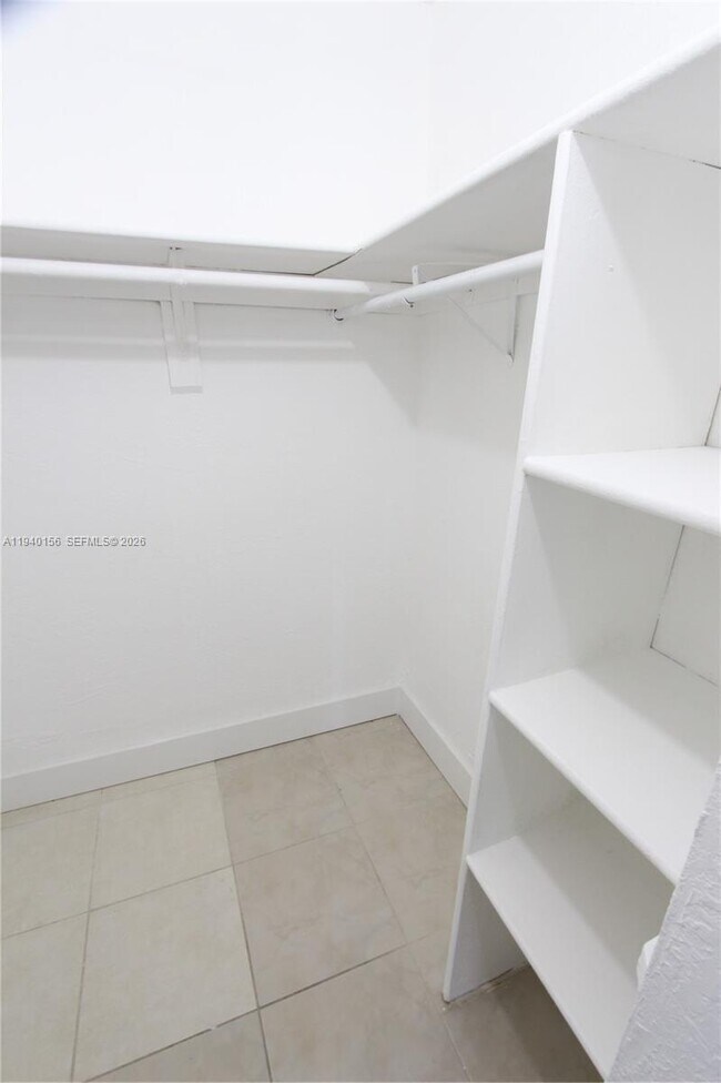 Building Photo - 4550 NW 9th St