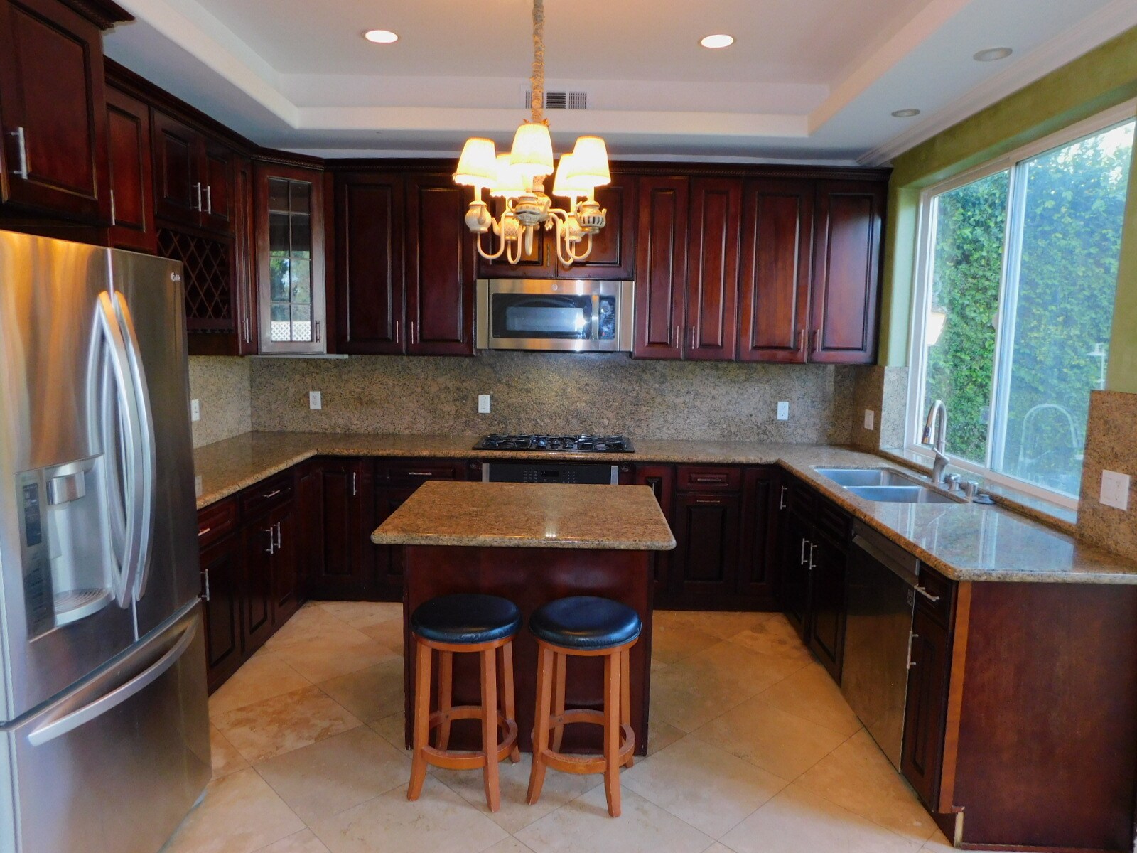 Building Photo - 406 N Fairview St