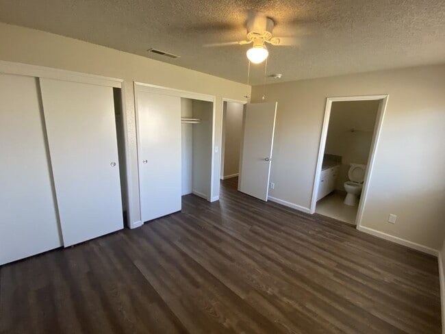 Building Photo - APPLY FOR THIS BEAUTIFUL HOME TODAY!