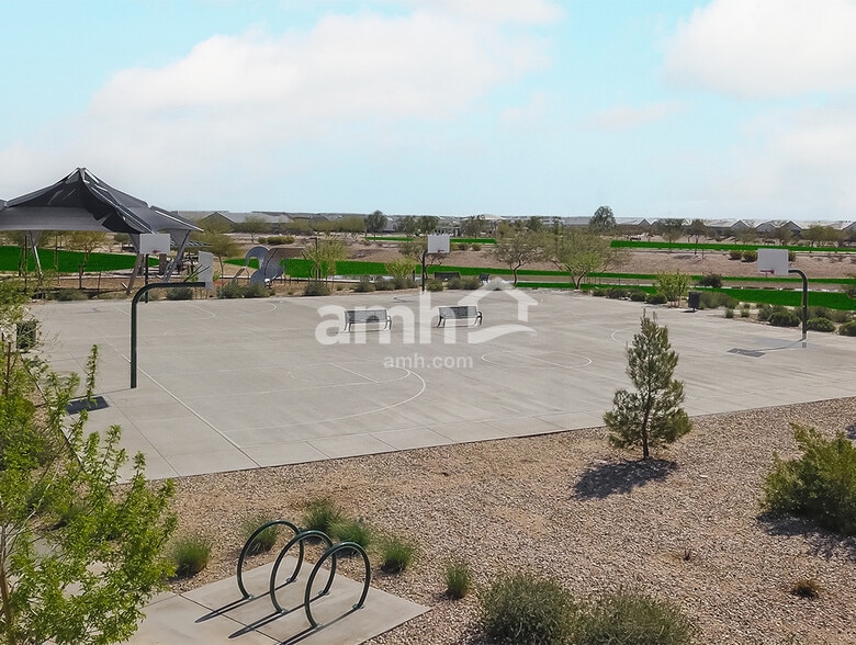 Building Photo - 18450 W El Cortez Pl