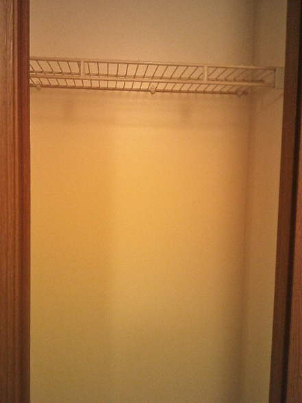 Building Photo - 400 Tella Jane Ln