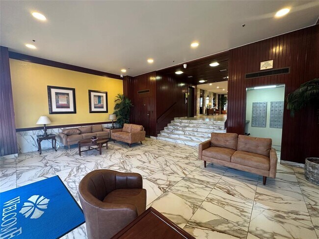 Building Photo - 7510 Hornwood Dr