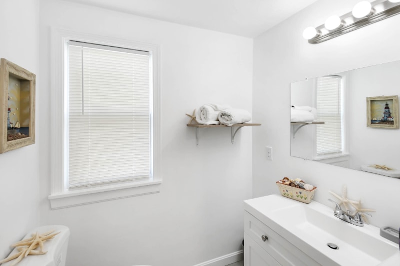 Building Photo - 15 Hawley St