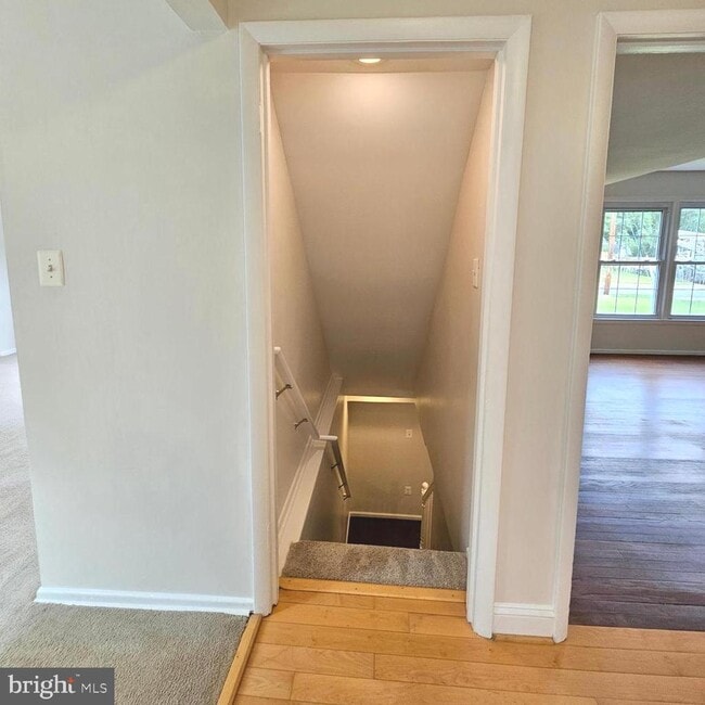 Building Photo - 8533 Pepperdine Dr