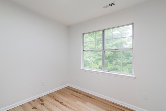 Building Photo - 8413 Woodford Bridge Dr