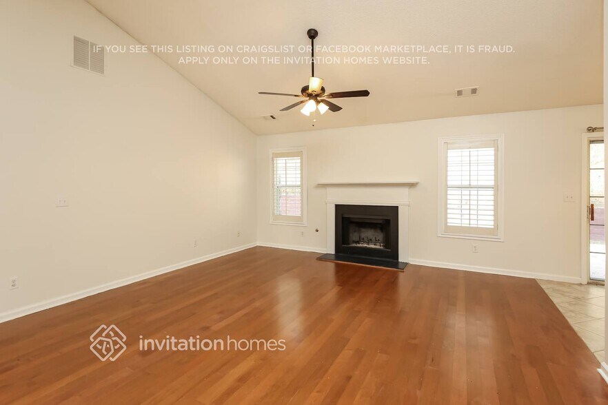 Building Photo - 5700 River Ridge Ln