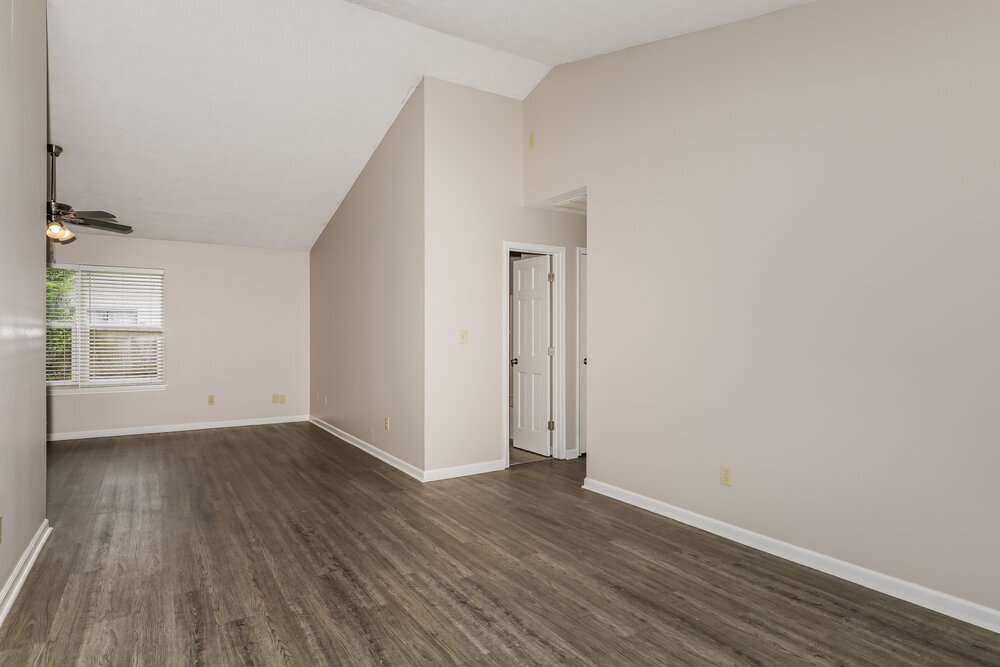 Building Photo - 5631 Nodlehs Ct