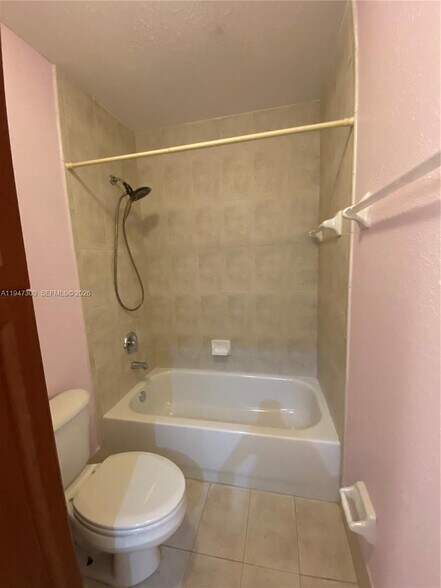 Building Photo - 3503 W 76th St