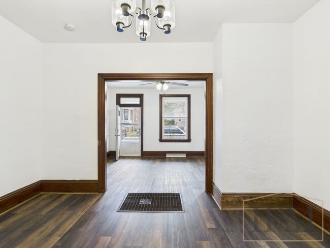 Building Photo - 1/2 OFF 1st Months Rent! Available Now!  D...