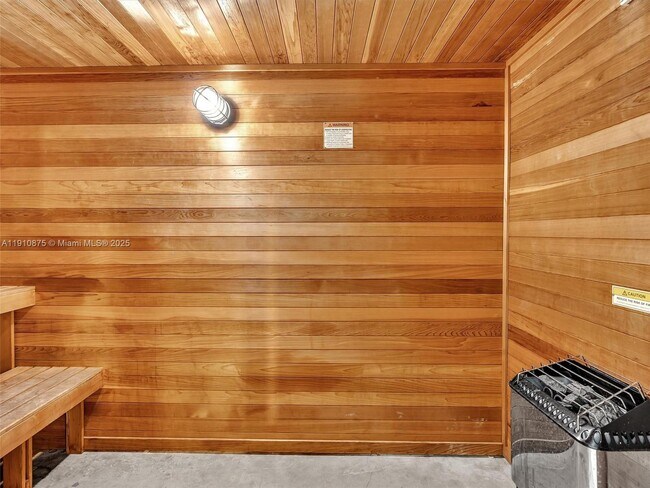 Building Photo - 2200 NE 4th Ave