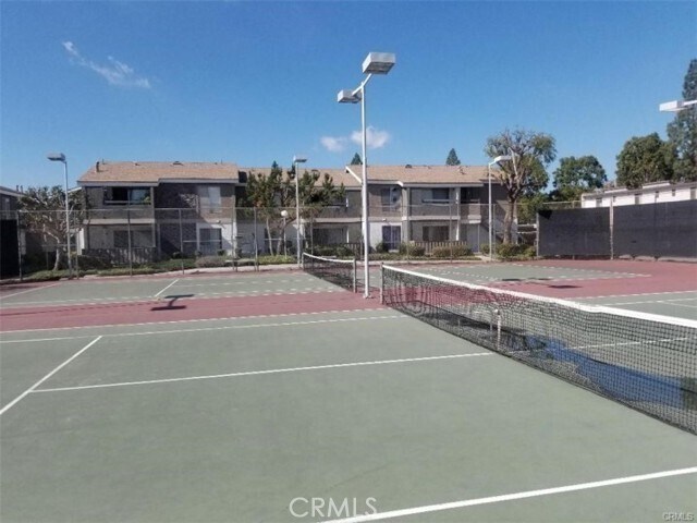 Building Photo - 2811 S Fairview St