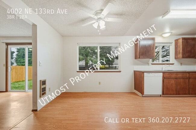 Building Photo - 4002 NE 133rd Ave