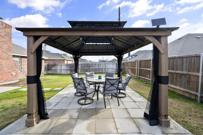 Building Photo - 4514 Ridgeway Dr