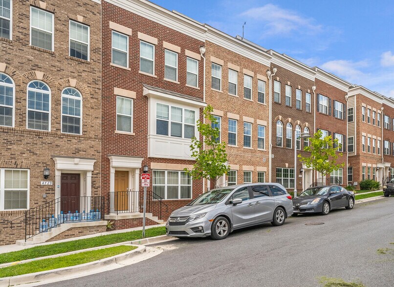 Building Photo - 4725 Cherokee St