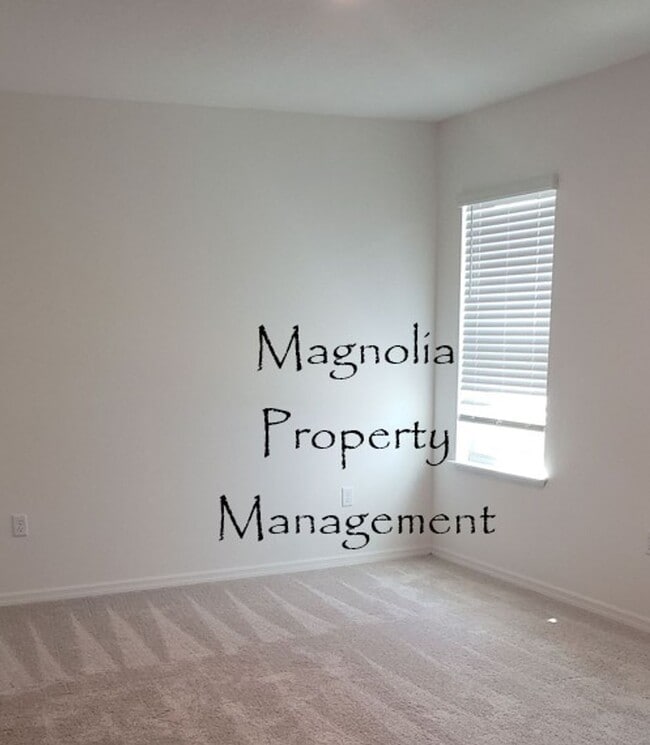 Building Photo - Dundee Station/Winter Haven_3 Bedroom 2 Bathroom