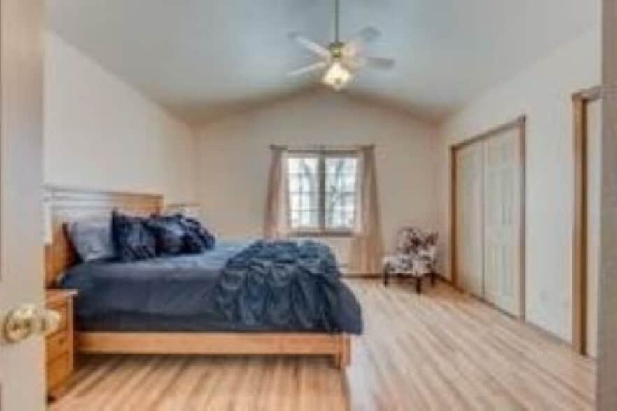 bedroom - 107 S 14th St