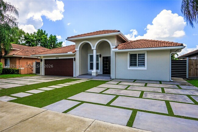 Building Photo - 15932 SW 101st Terrace