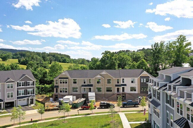 Building Photo - 5065 Mary Jackson Ct