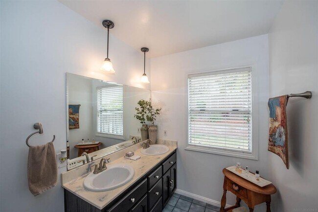 Building Photo - Upgraded Single Family Home in Allied Gard...