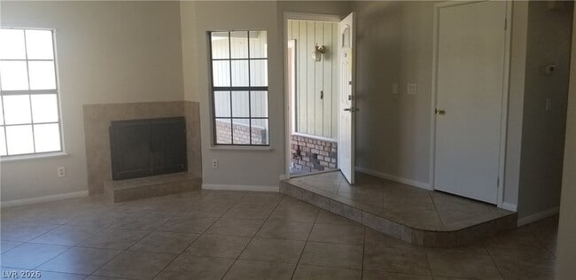 Building Photo - 7329 Lattimore Dr