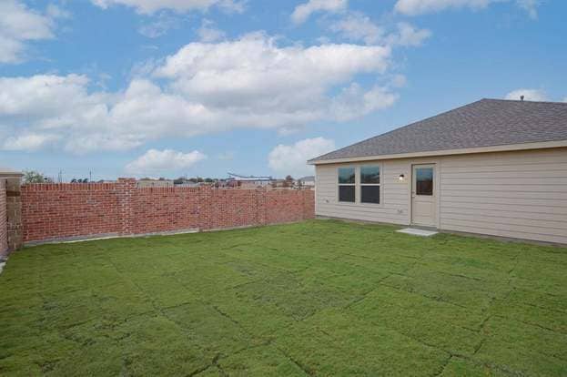 Building Photo - 417 Laurenbrooke Dr