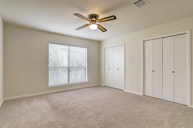 Building Photo - 15614 Whitewater Ln