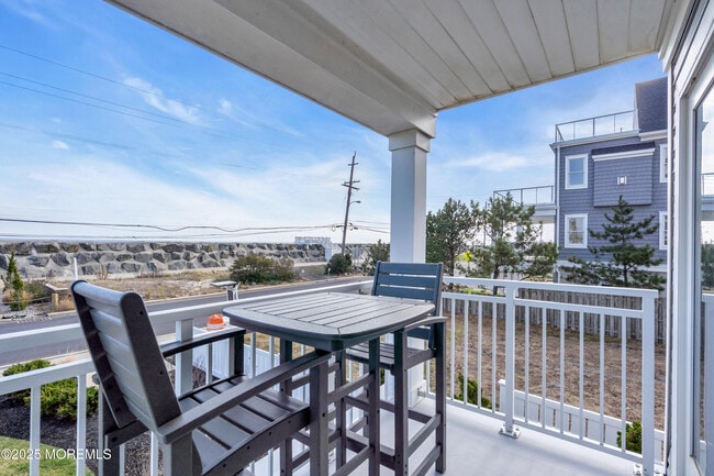 Building Photo - 150 Ocean Ave