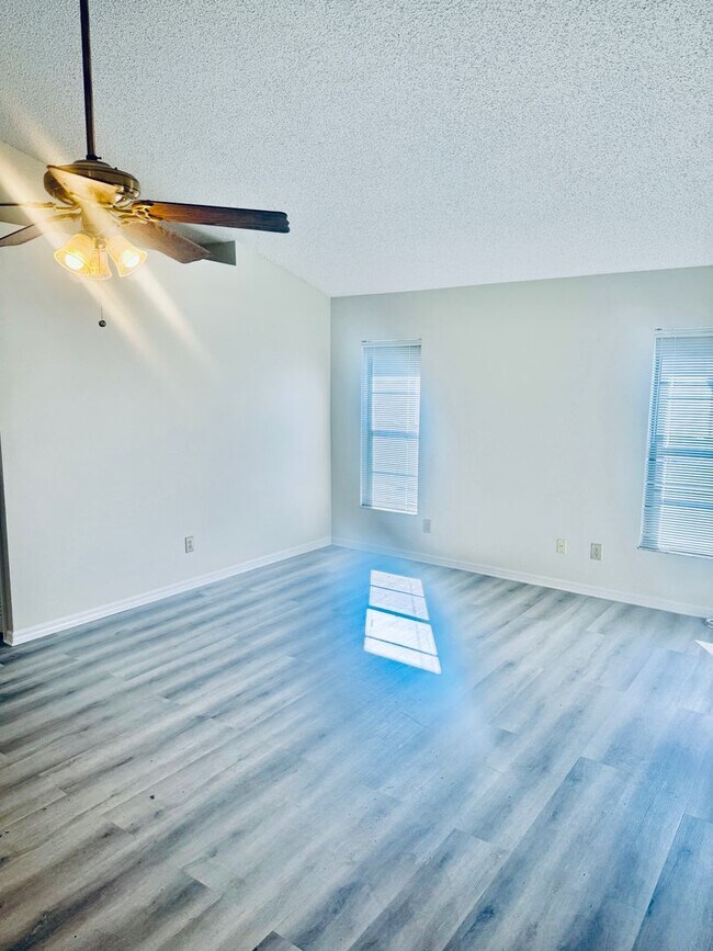 Building Photo - Lovely 3BR/2BA Home in Honeybrook Plantation