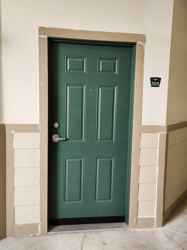 Building Photo - 3rd floor condo close to Cherry Creek Reservoir and DTC!