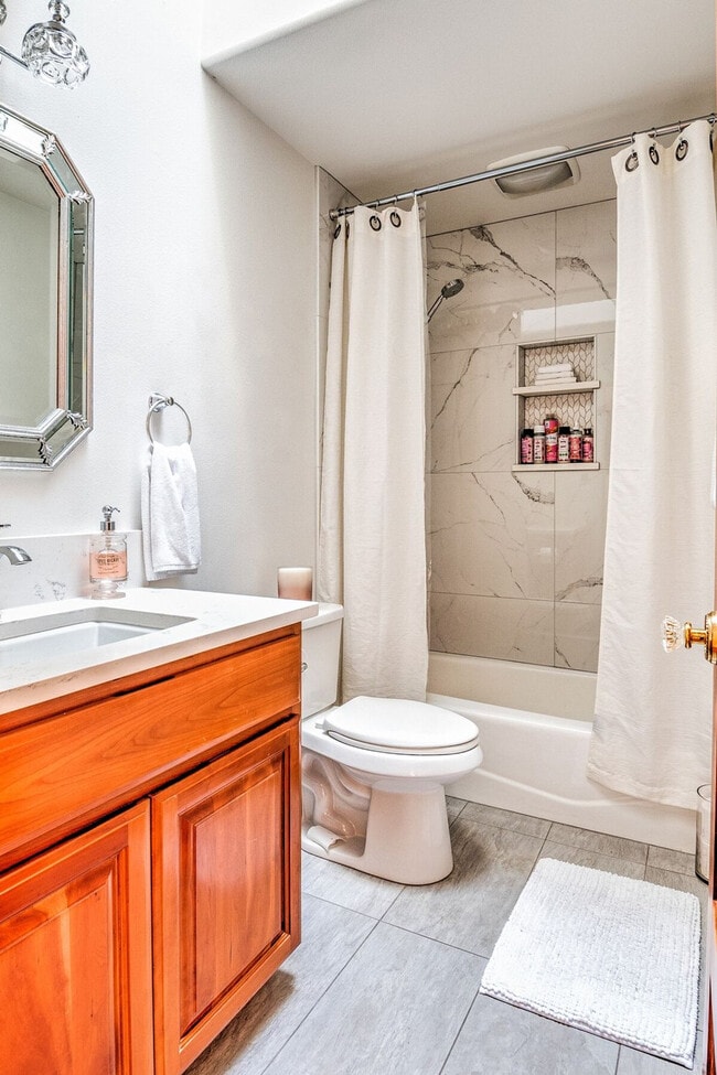 Building Photo - 2724 N Starr St