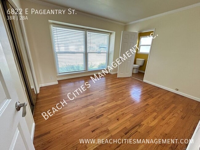 Building Photo - 6822 E Pageantry St