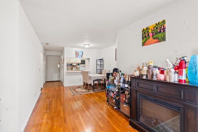 Building Photo - 43-49-49 Van Wagenen Ave