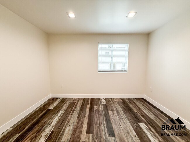Building Photo - 1622-1624 S. CARMELINA