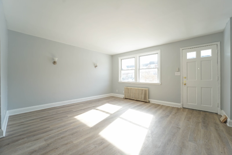 Building Photo - 809 Braeside Rd